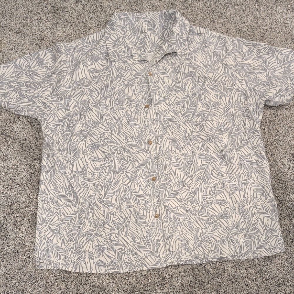 Men's Tropical Leaf Print Button-Down Shirt